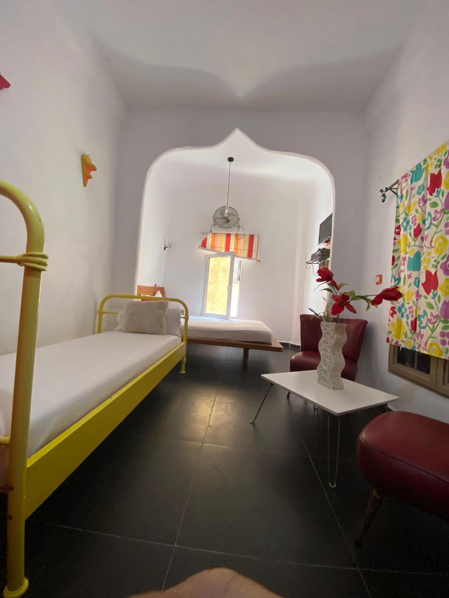 Hostal Valencia - Private Room With Bathroom Chefchaouen Exterior foto